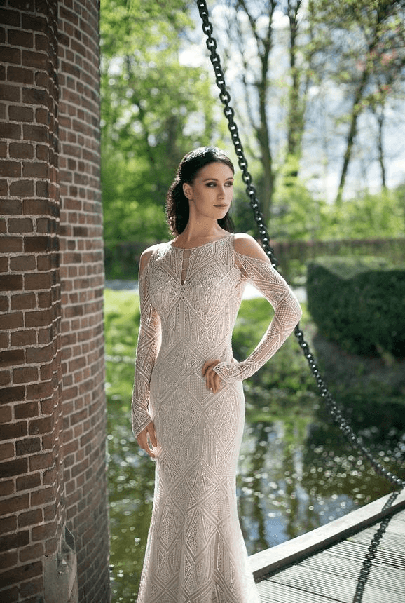 intage-Inspired Wedding Dresses For Bridal Fashion Goals Image